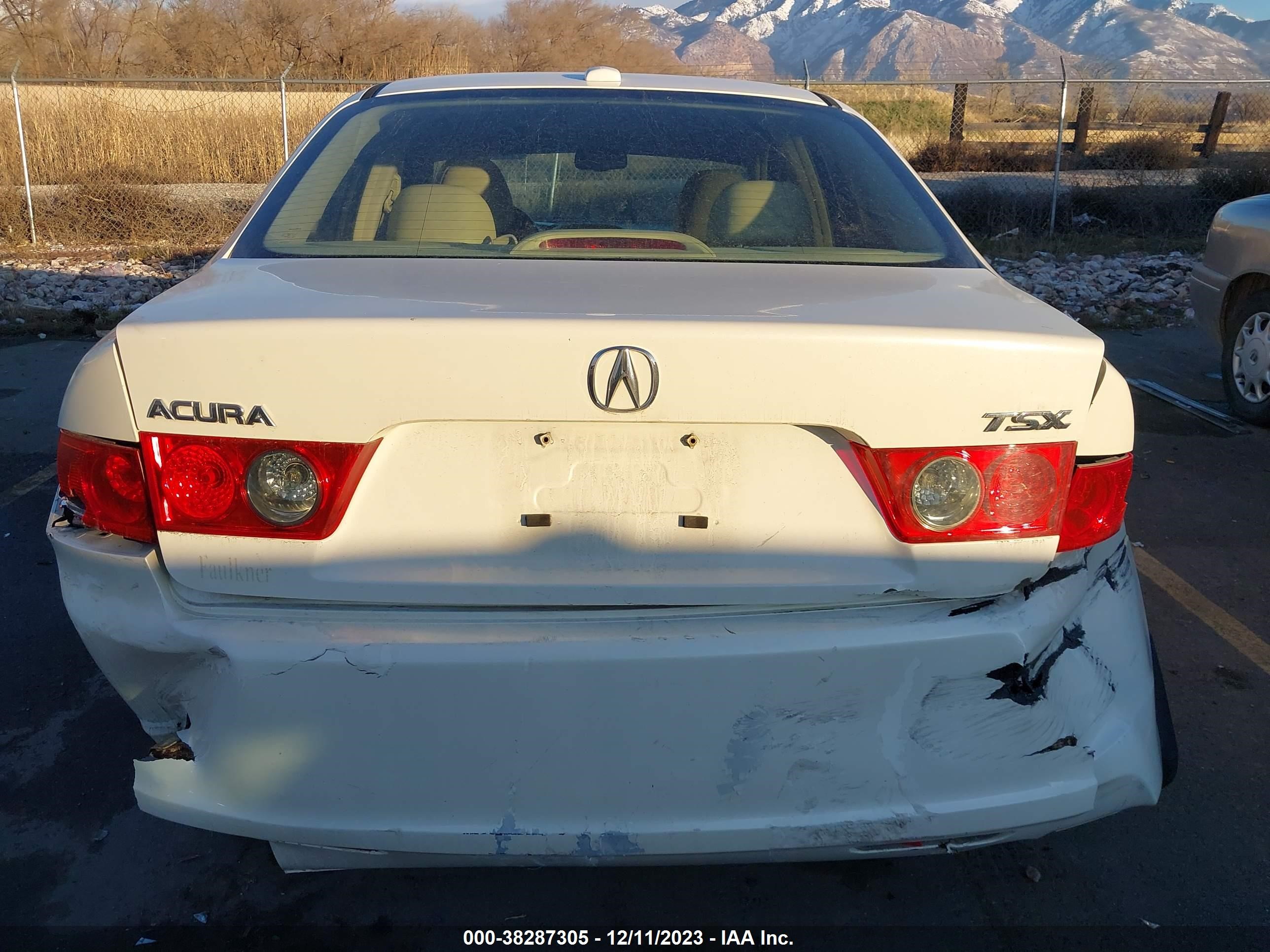 JH4CL96827C015614  - ACURA TSX  2007 IMG - 14