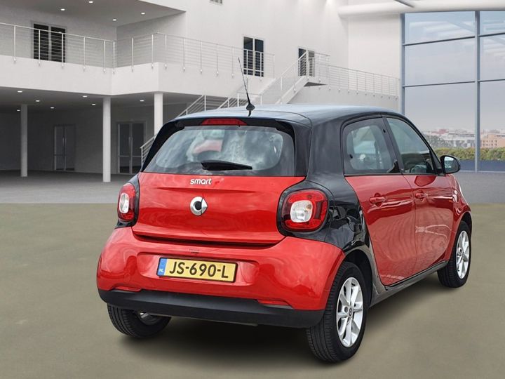 WME4530421Y084487  - SMART FORFOUR  2016 IMG - 3
