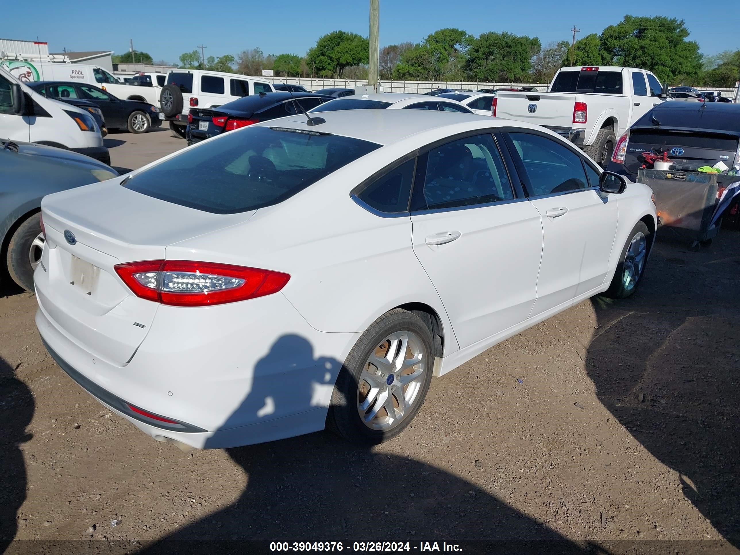 3FA6P0H71GR327188  - FORD FUSION  2016 IMG - 3