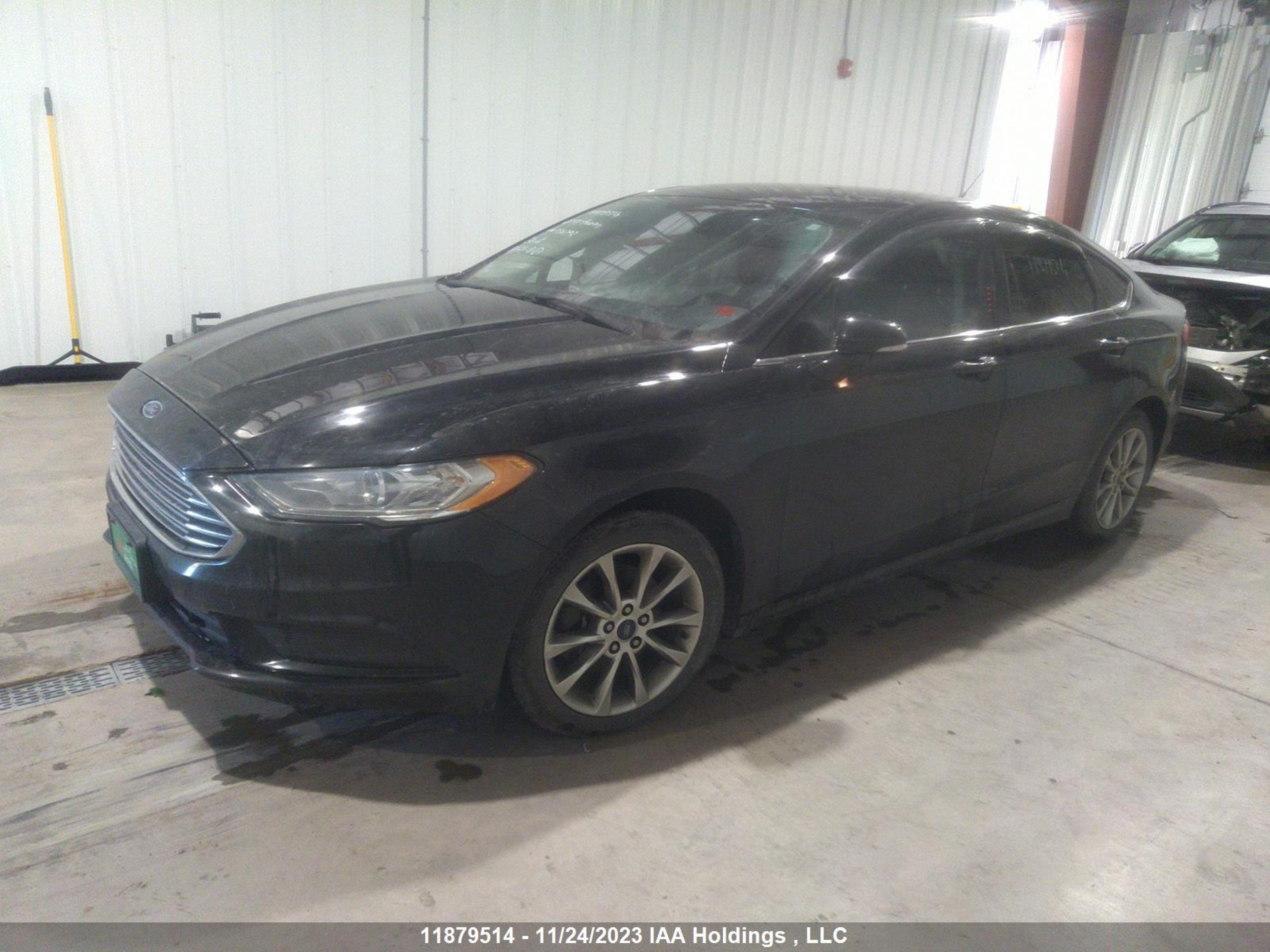 3FA6P0H72HR134792  - FORD FUSION  2017 IMG - 1