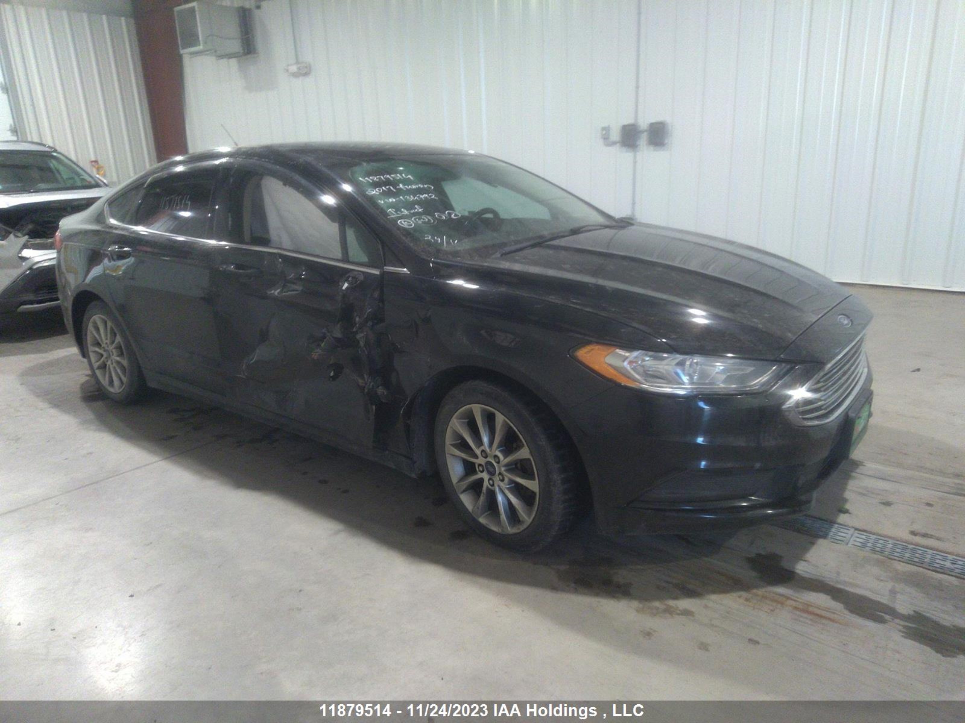 3FA6P0H72HR134792  - FORD FUSION  2017 IMG - 0
